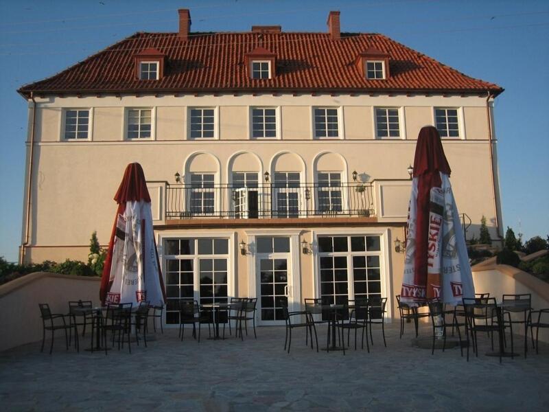 Gosciniec Rycerski Bed & Breakfast Paprotki Exterior foto