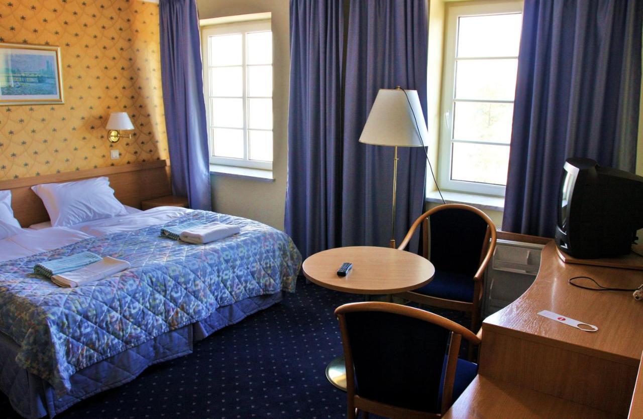 Gosciniec Rycerski Bed & Breakfast Paprotki Cameră foto